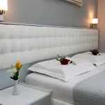 Hotel Center