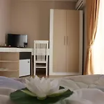 Gjika 호텔 4*
