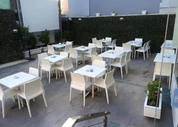 Center 4* Tirana