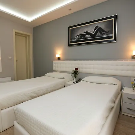 Gjika Hotel 4*