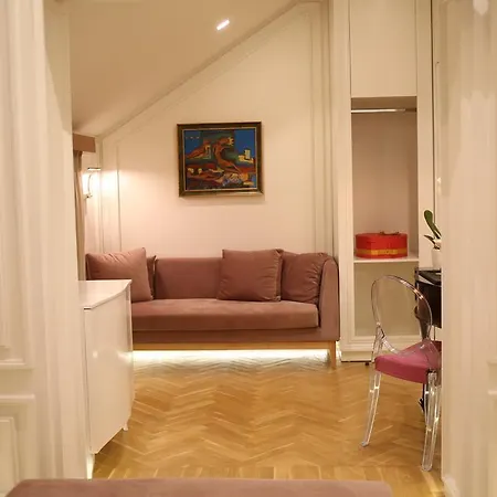 Hotel Gjika