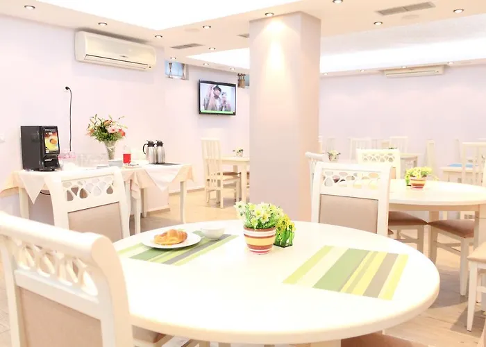 Hotel Center 4*