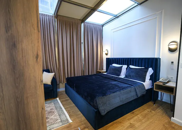 Center 4* Tirana