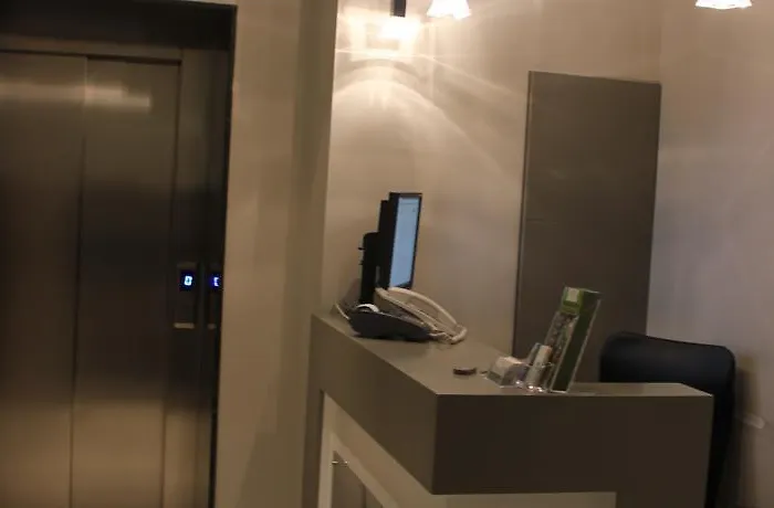 Hotel Hotel Vila Verde Gjika 4*