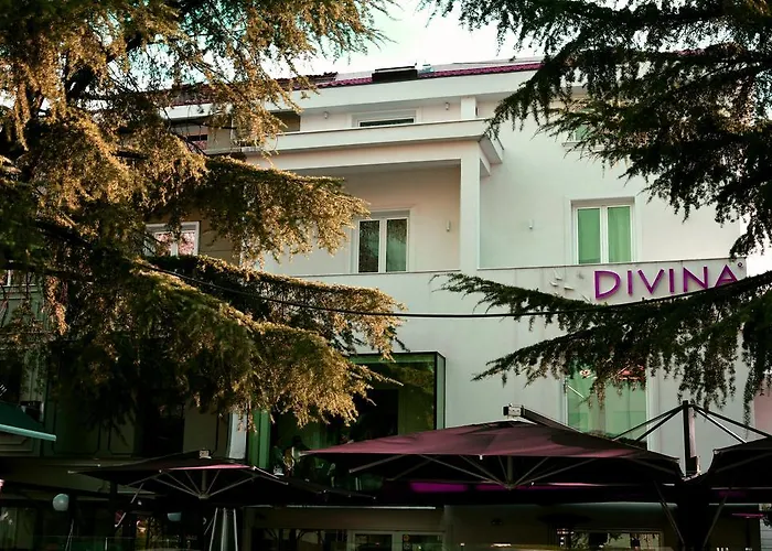 Hotel Center