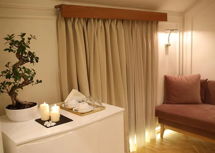 Hotel Vila Verde Gjika 4* Tirana